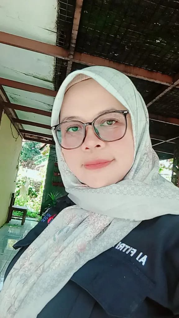 Ai Fitri: Sosok Guru Penggerak yang Menginspirasi Kita Menulis